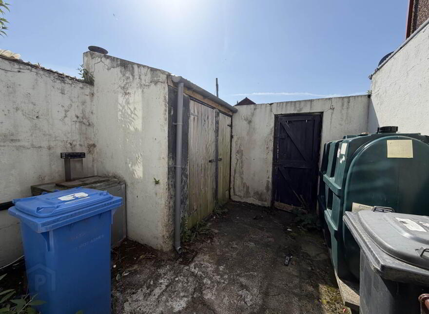 9 Kent Avenue, Larne, BT40 1NB