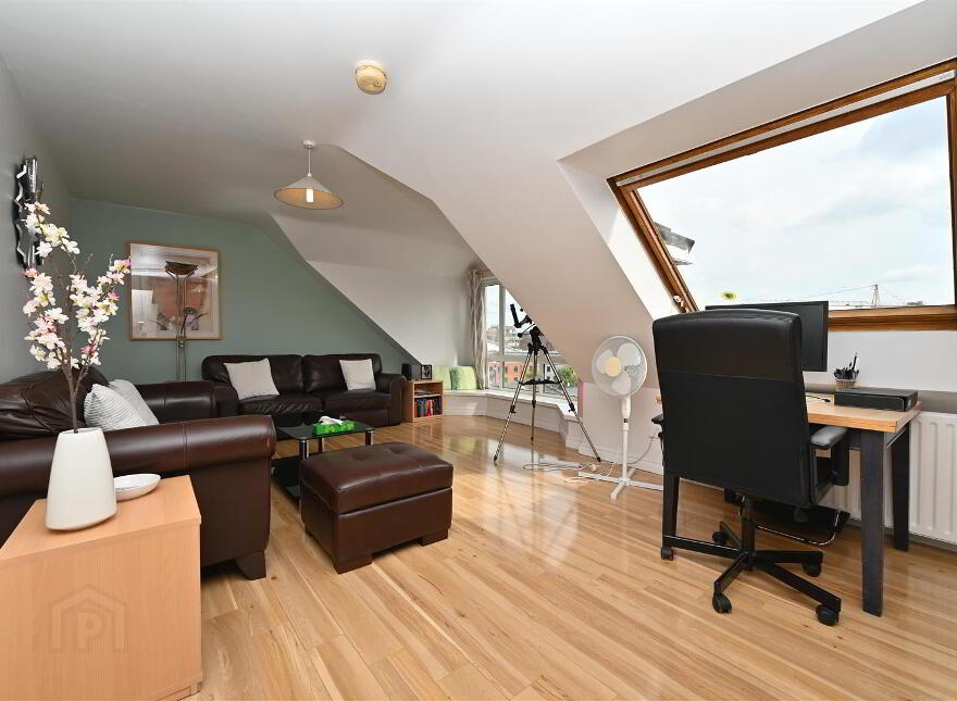 42 University Court, 3-5 University Road ( Non HMO), Belfast, BT7 1NA