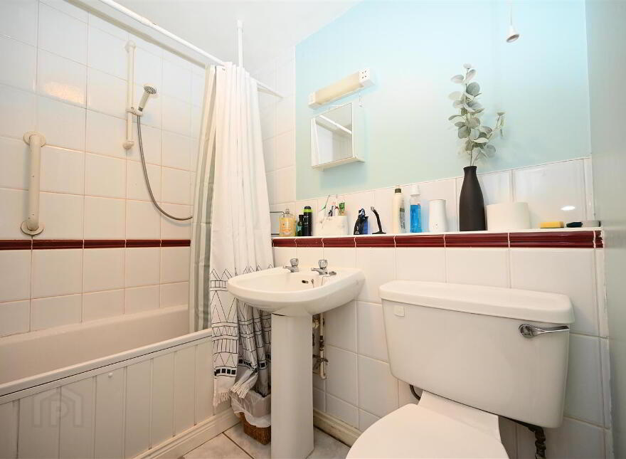 42 University Court, 3-5 University Road ( Non HMO), Belfast, BT7 1NA