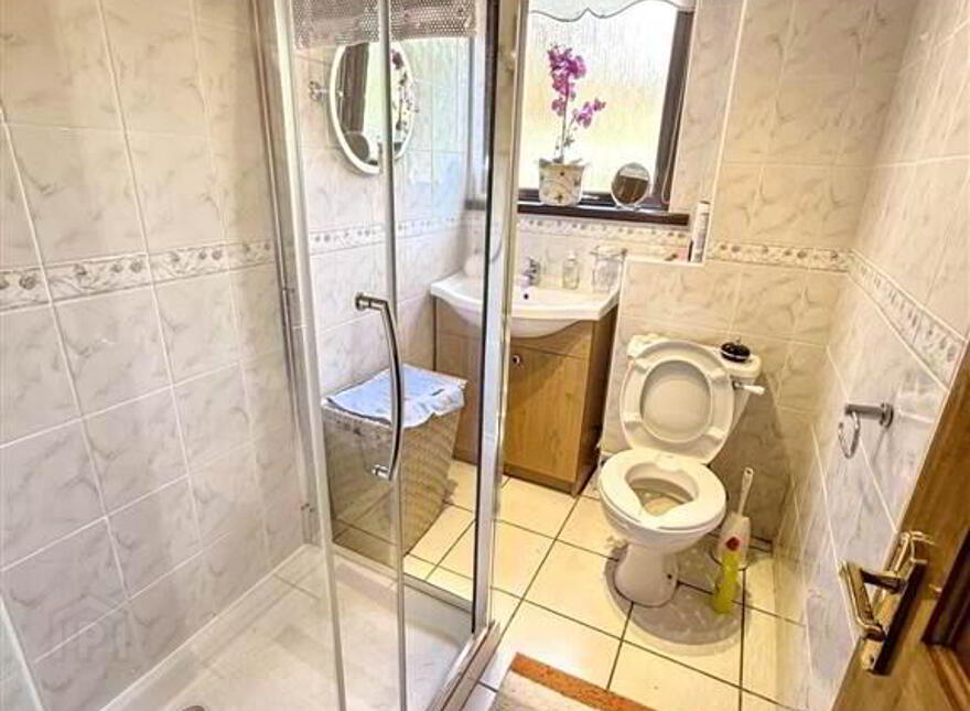 31b Iniscarn Park, Lisburn, BT28 2BL