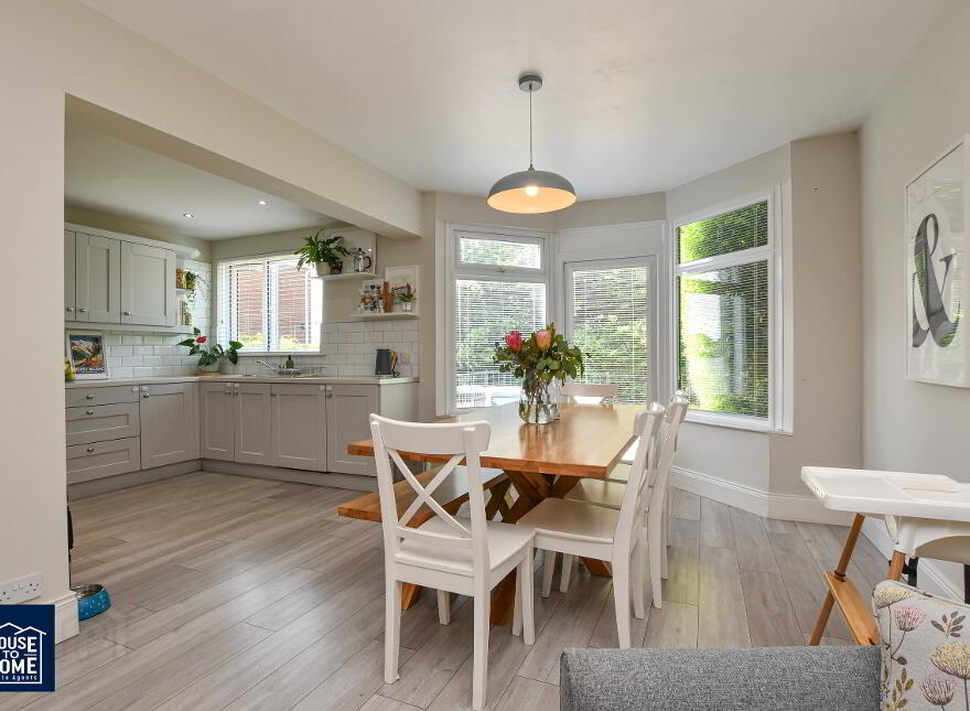 2 Abbeydale Gardens, Belfast, BT14 7HG