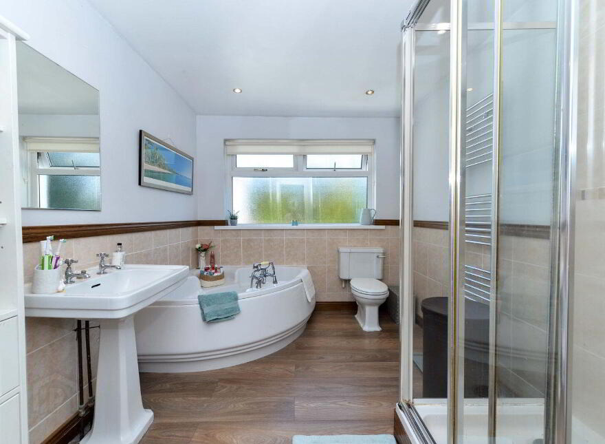 56 Knockvale Park, Belfast, BT5 6HJ