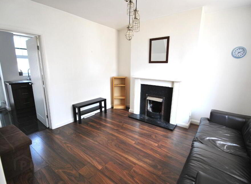 32 Castle Lane, Comber, Newtownards, BT23 5EB