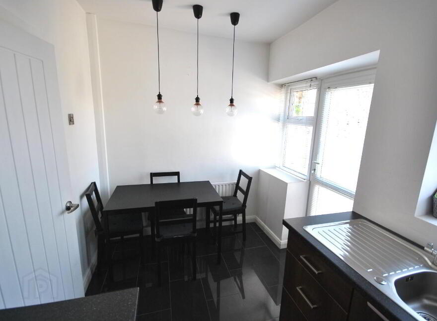 32 Castle Lane, Comber, Newtownards, BT23 5EB
