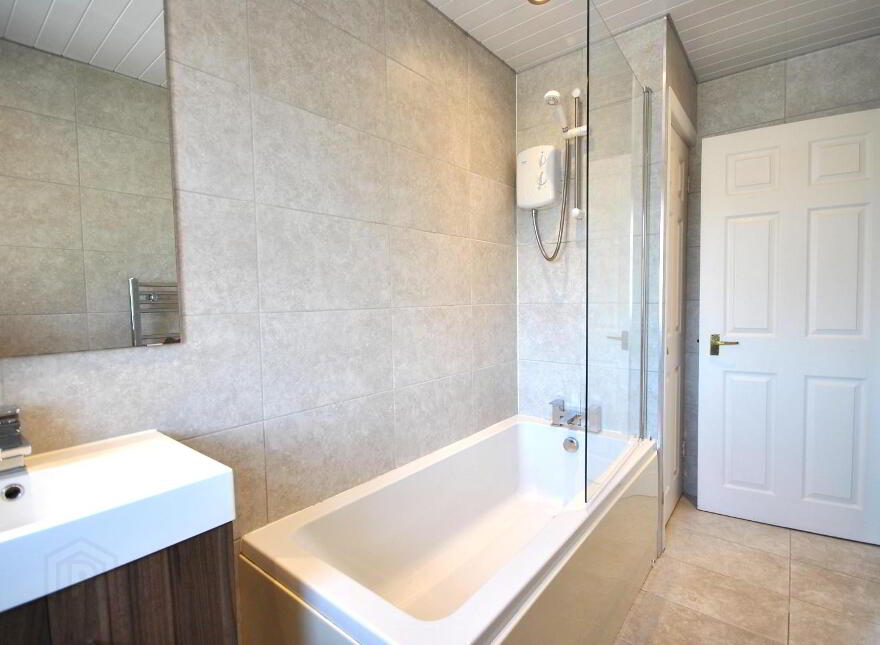 32 Castle Lane, Comber, Newtownards, BT23 5EB