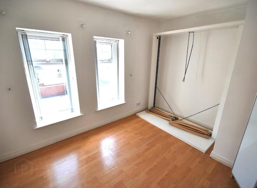 32 Castle Lane, Comber, Newtownards, BT23 5EB