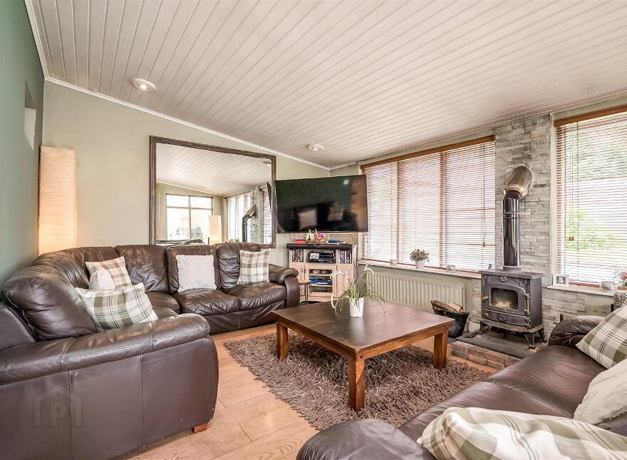 122 Hydepark Road, Newtownabbey, BT36 4PZ