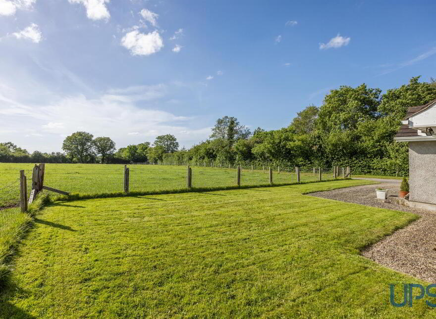 2C Hillhead Road, Ballinderry Upper, BT28 2HE