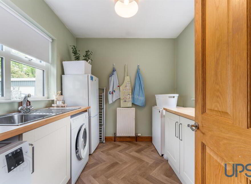 2C Hillhead Road, Ballinderry Upper, BT28 2HE
