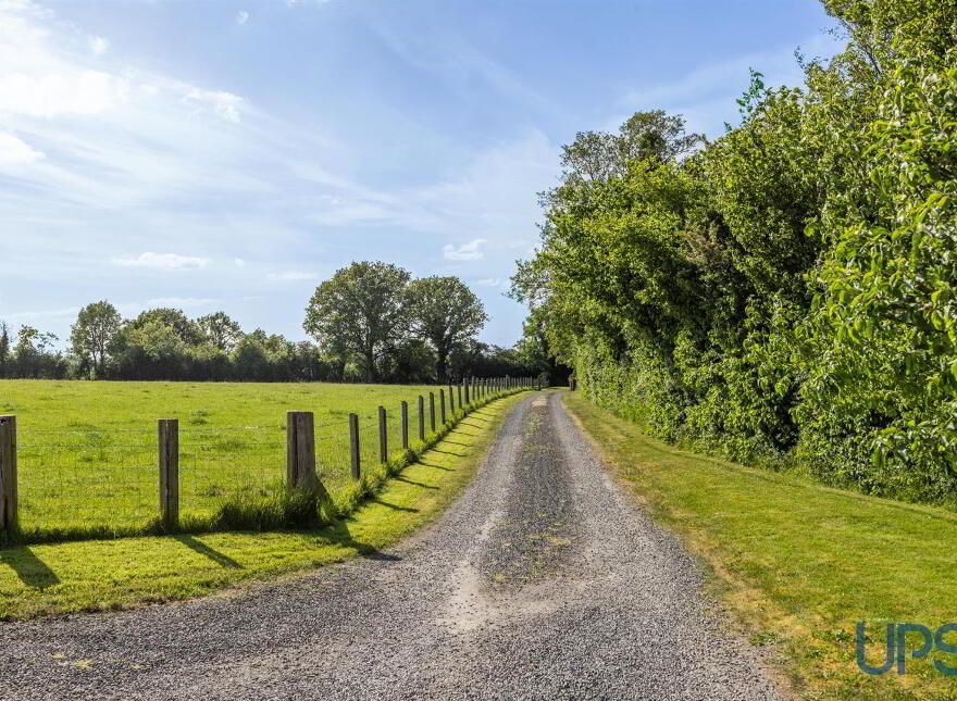2C Hillhead Road, Ballinderry Upper, BT28 2HE