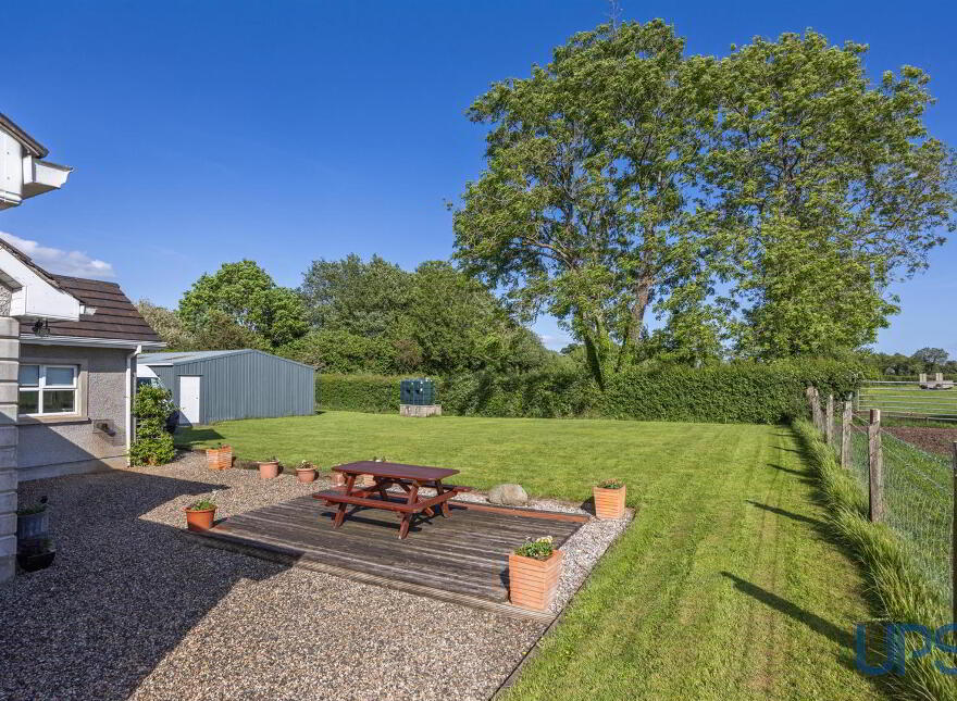 2C Hillhead Road, Ballinderry Upper, BT28 2HE