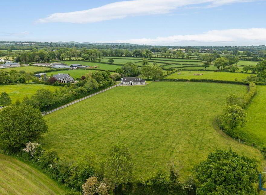 2C Hillhead Road, Ballinderry Upper, BT28 2HE