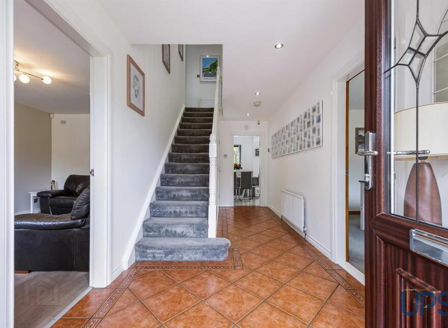 15 Glenoak Grange, Crumlin, BT29 4DU