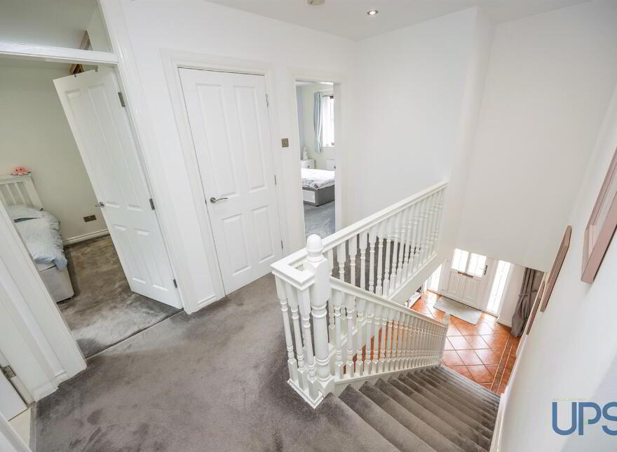 15 Glenoak Grange, Crumlin, BT29 4DU