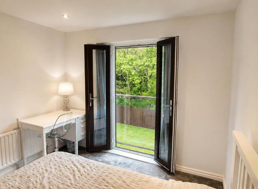 15 Glenoak Grange, Crumlin, BT29 4DU