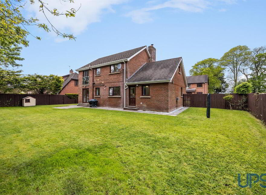 15 Glenoak Grange, Crumlin, BT29 4DU