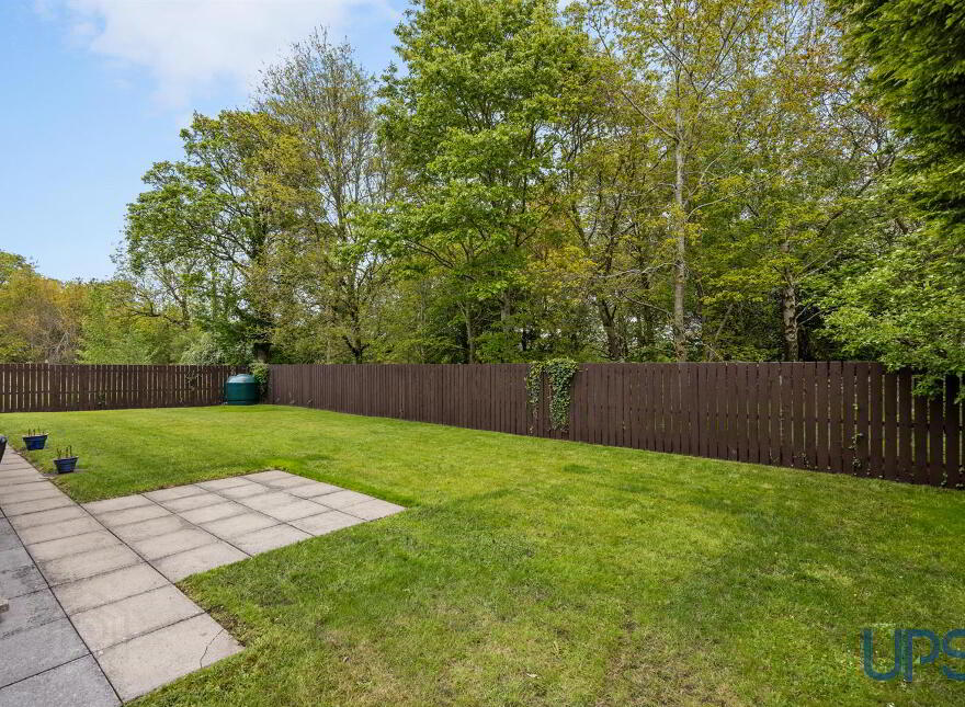 15 Glenoak Grange, Crumlin, BT29 4DU