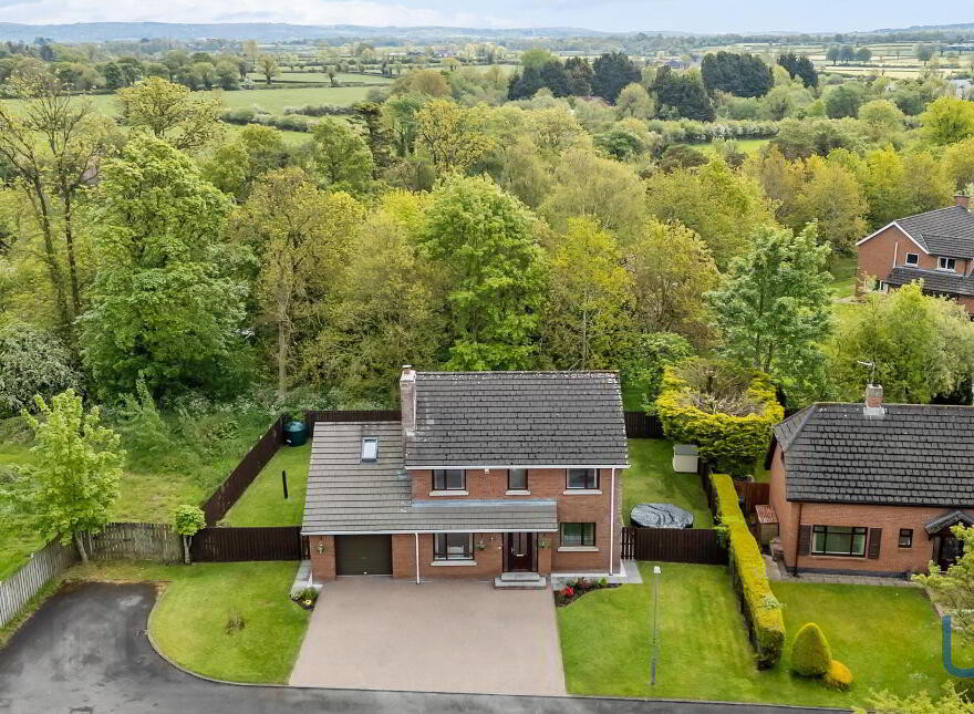 15 Glenoak Grange, Crumlin, BT29 4DU