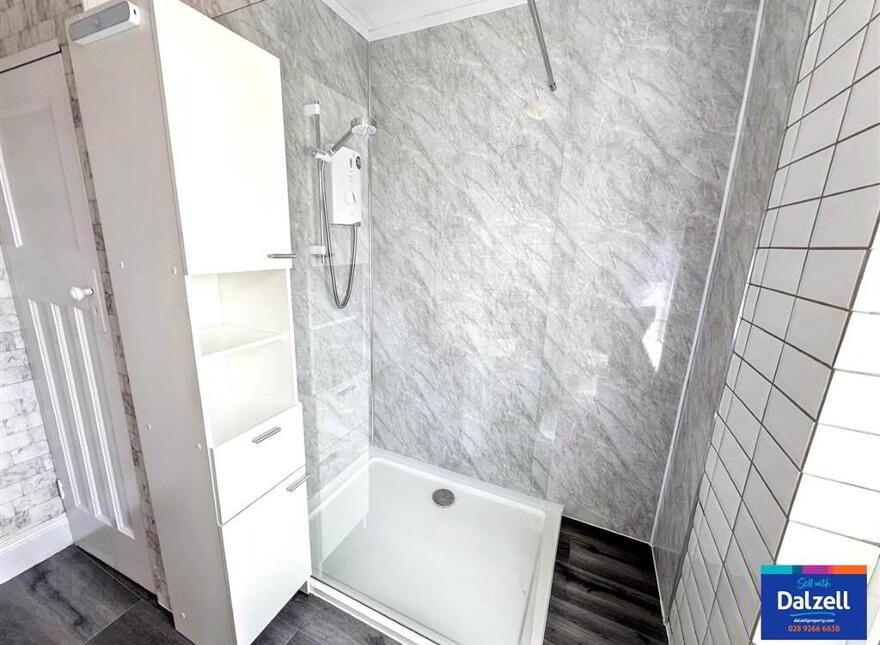 73 Moira Road, Lisburn, BT28 1RH