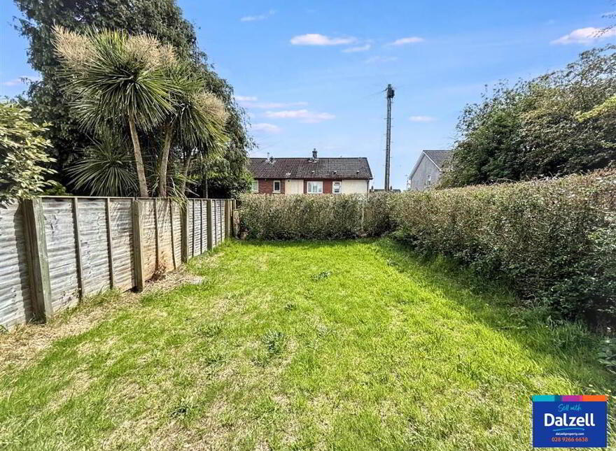 73 Moira Road, Lisburn, BT28 1RH