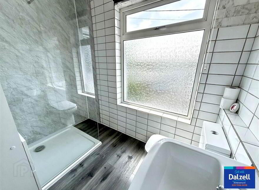 73 Moira Road, Lisburn, BT28 1RH