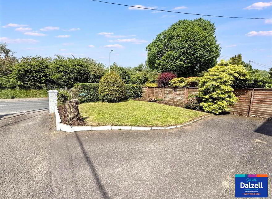 73 Moira Road, Lisburn, BT28 1RH