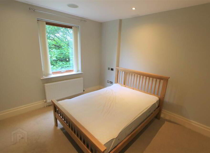 E14 The Elms, Malone Square, 77b Malone Road, Belfast, BT9 6SB