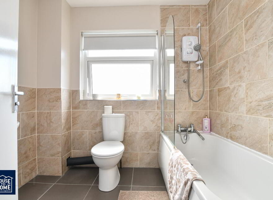16 Saunderson Court, Belfast, BT14 7DQ