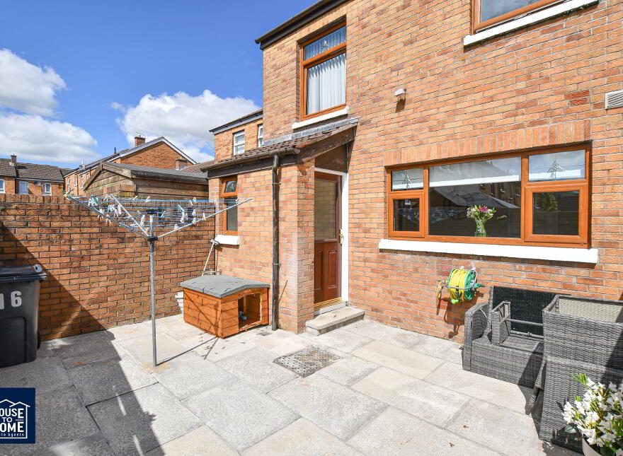 16 Saunderson Court, Belfast, BT14 7DQ