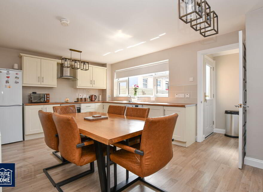 16 Saunderson Court, Belfast, BT14 7DQ