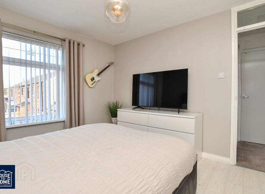 16 Saunderson Court, Belfast, BT14 7DQ