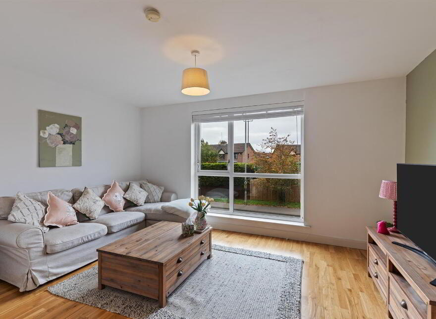 Apt 15, 1a Mayfield Square, Blacks Road, Belfast, BT10 0QT