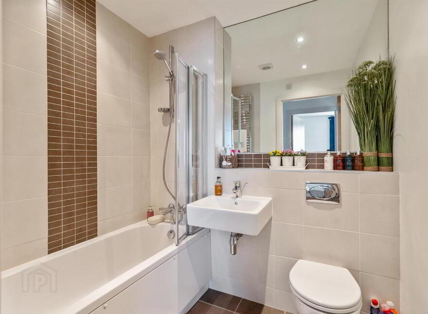 Apt 15, 1a Mayfield Square, Blacks Road, Belfast, BT10 0QT
