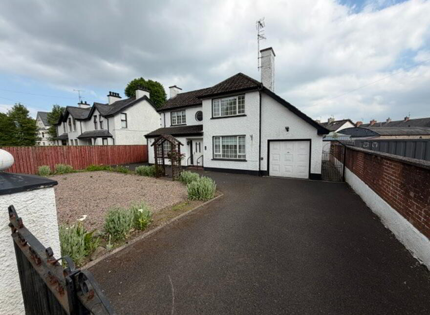 3 Broughshane Road, Ballymena, BT43 7DX
