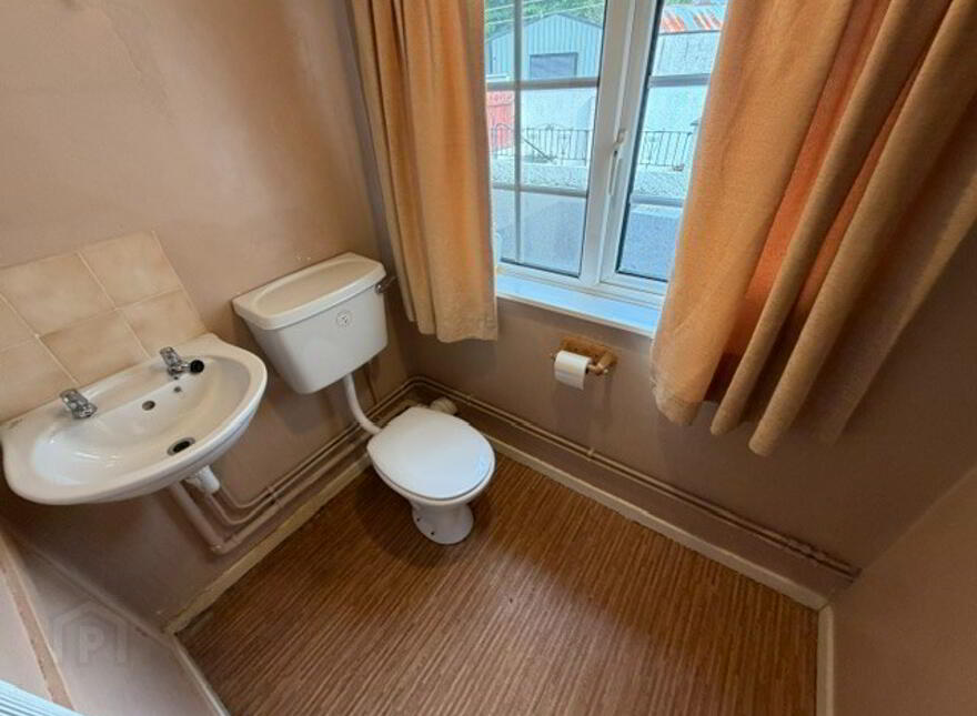 3 Broughshane Road, Ballymena, BT43 7DX