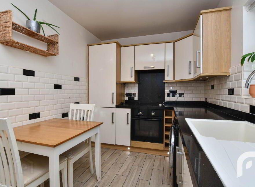68 Silverstream Park, Belfast, BT14 8GU