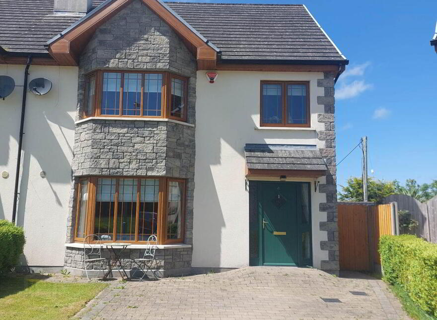 4 Cherrymount Crescent, Virginia Road, Ballyjamesduff, A82K6C4