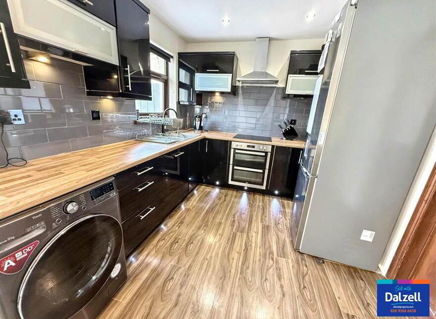 17 St Marks Wood, Lisburn, BT28 3AQ