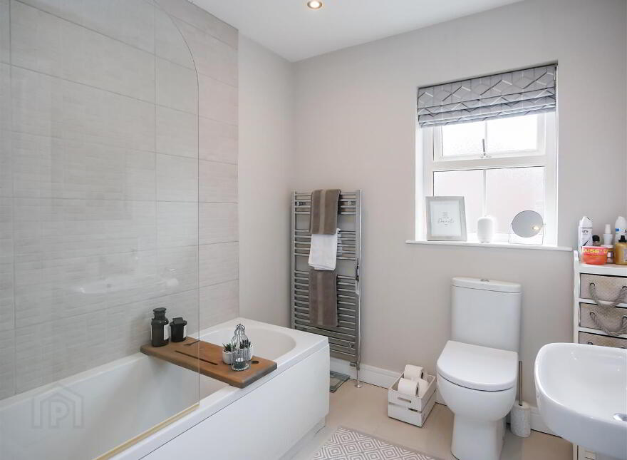 17 Black Quarter Meadow, Carryduff, Belfast, BT8 8GF