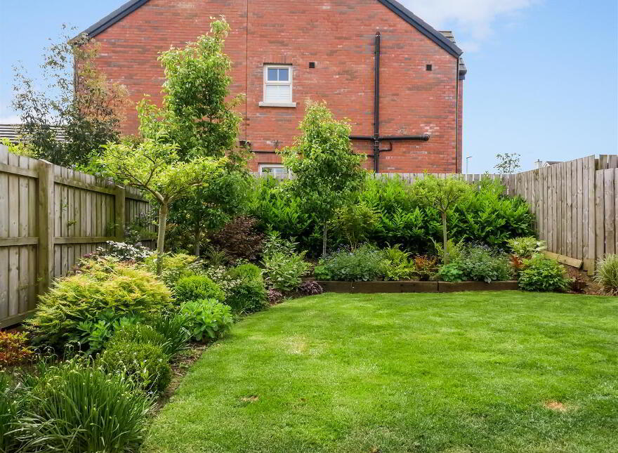 17 Black Quarter Meadow, Carryduff, Belfast, BT8 8GF