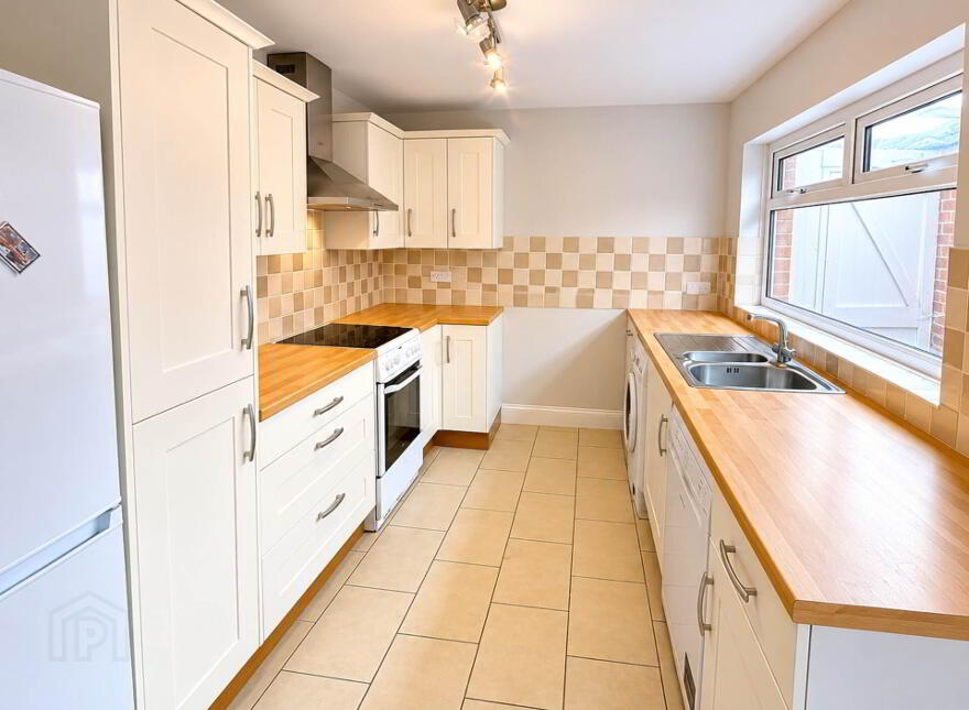 32 Glendower Street, Cregagh, Belfast, BT6 8PD