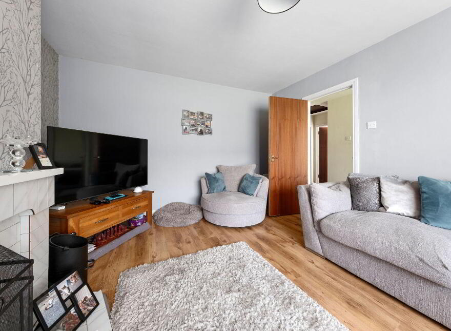 14 Dunsuivnish Avenue, Portstewart, BT55 7EP