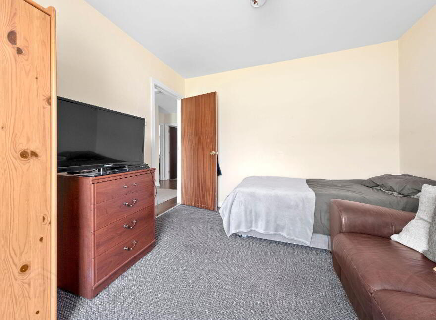 14 Dunsuivnish Avenue, Portstewart, BT55 7EP