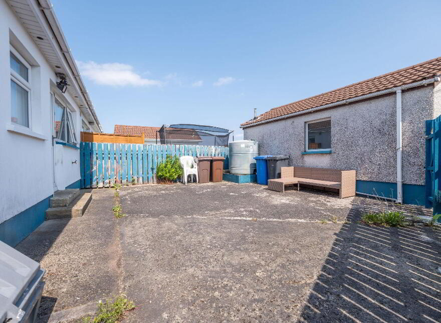 14 Dunsuivnish Avenue, Portstewart, BT55 7EP