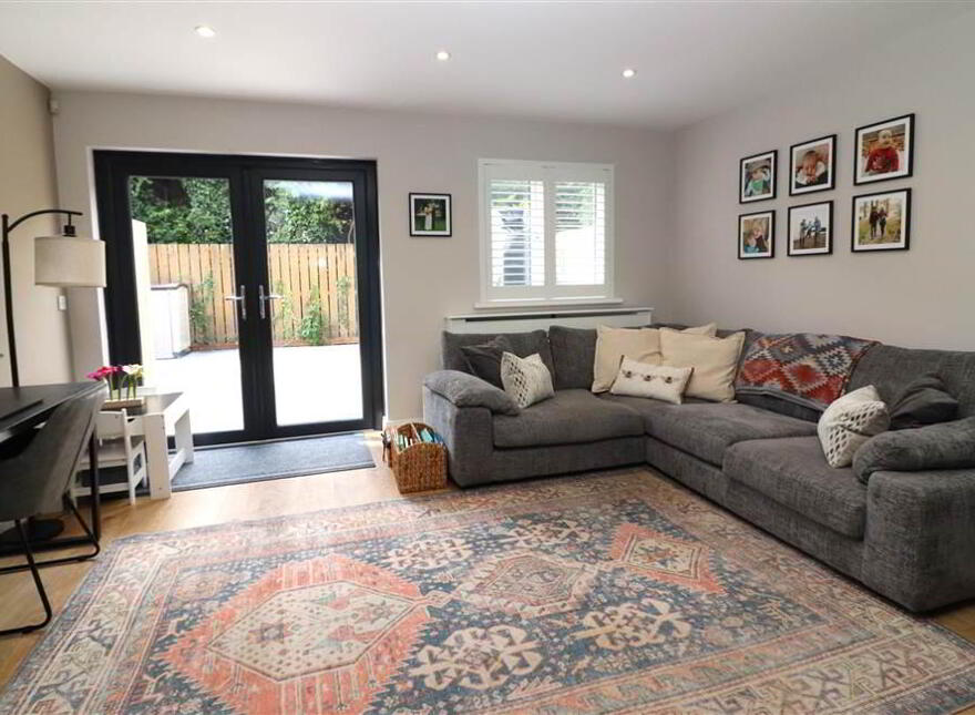 2 Fontaine Place, Belfast Road, Lisburn, BT27 4DE