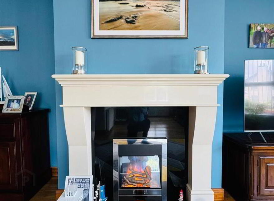 18 Mayfield Road, Hightown Road, Newtownabbey, BT36 7WE