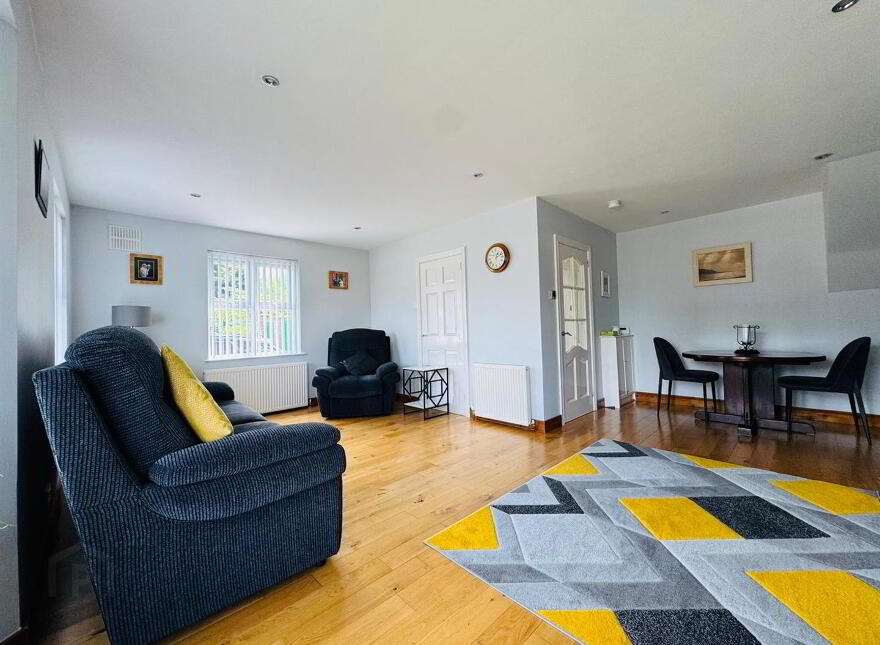 18 Mayfield Road, Hightown Road, Newtownabbey, BT36 7WE