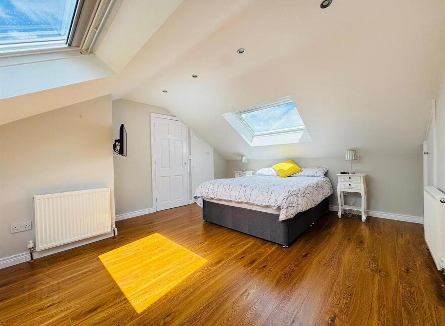 18 Mayfield Road, Hightown Road, Newtownabbey, BT36 7WE