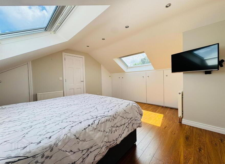 18 Mayfield Road, Hightown Road, Newtownabbey, BT36 7WE