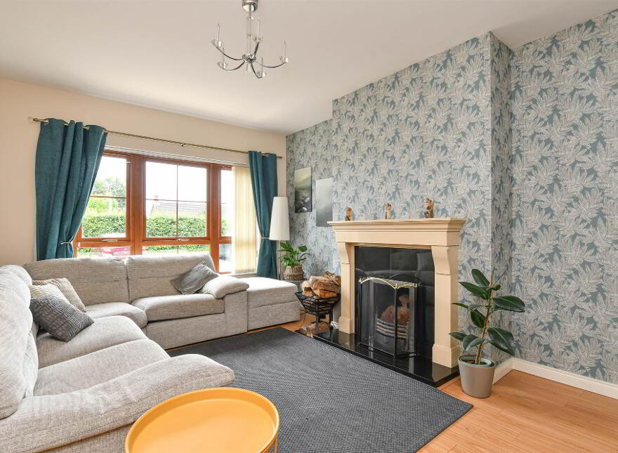 9 Forge Hill Close, Saintfield, BT24 7NJ